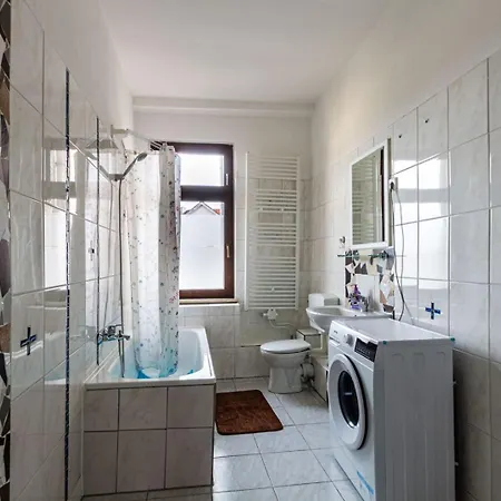 בית אירוח Ein In Einer 2-zimmer-wohnung In Mit Gemeinschaftskueche Und -bad