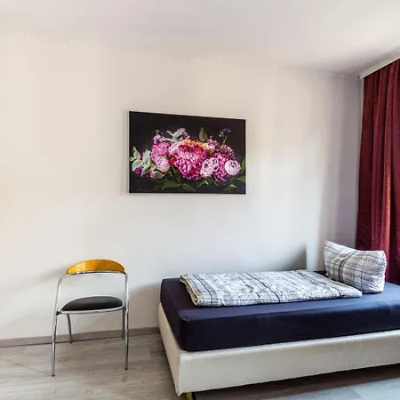Accommodatie bij particulieren Ein In Einer 2-zimmer-wohnung In Mit Gemeinschaftskueche Und -bad
