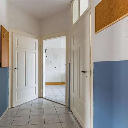 Ein In Einer 2-zimmer-wohnung In Mit Gemeinschaftskueche Und -bad Accommodatie bij particulieren